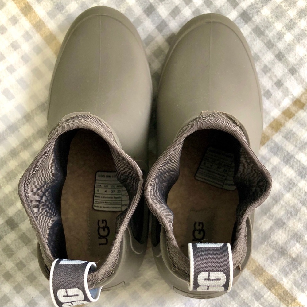 UGG WATERPROOF ANKLE BOOTS - Picture 7 of 14